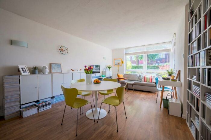 1 Bedroom Flat To Rent In Wricklemarsh Road, Blackheath, London, SE3