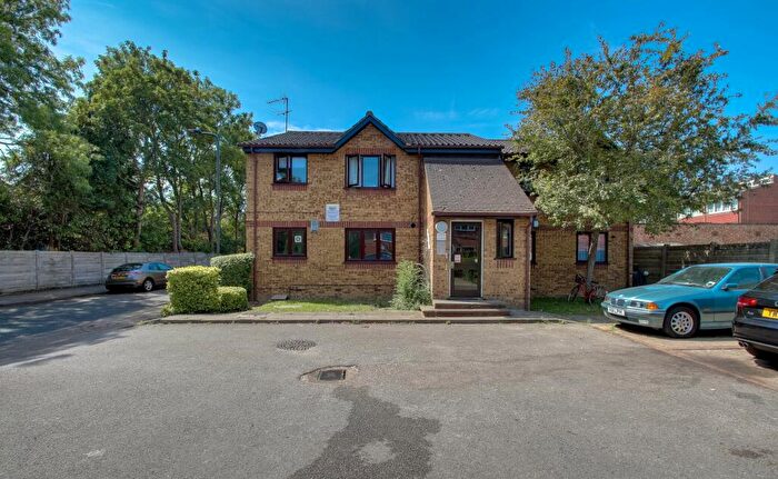 1 Bedroom Flat For Sale In Brewery Close, Wembley, HA0