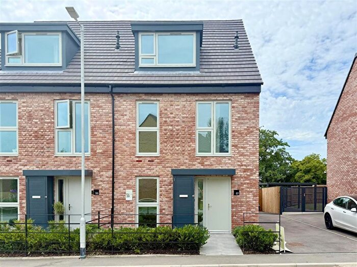 4 Bedroom Town House For Sale In Cynefin, Horwich, BL6