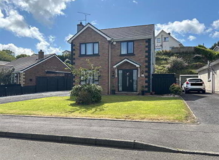 3 Bedroom Detached House For Sale In Briar Hill, Londonderry, BT47
