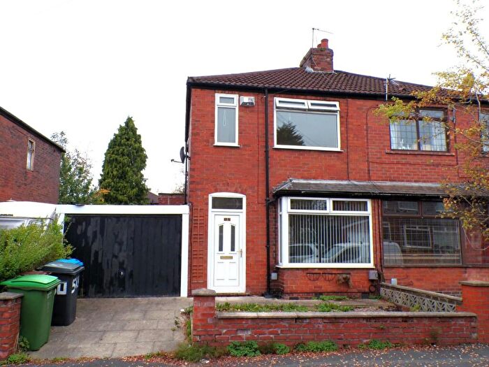 2 Bedroom Semi-Detached House For Sale In Farm Street, Failsworth, Manchester, M35