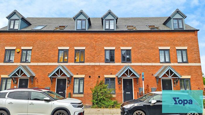 3 Bedroom Terraced House For Sale In Bird Way, Telford, TF4