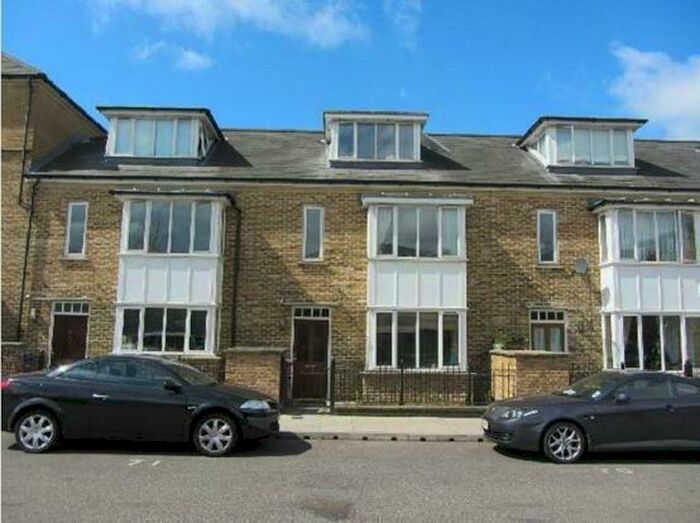 4 Bedroom Terraced House To Rent In Legion Terrace, Bow, London, E3