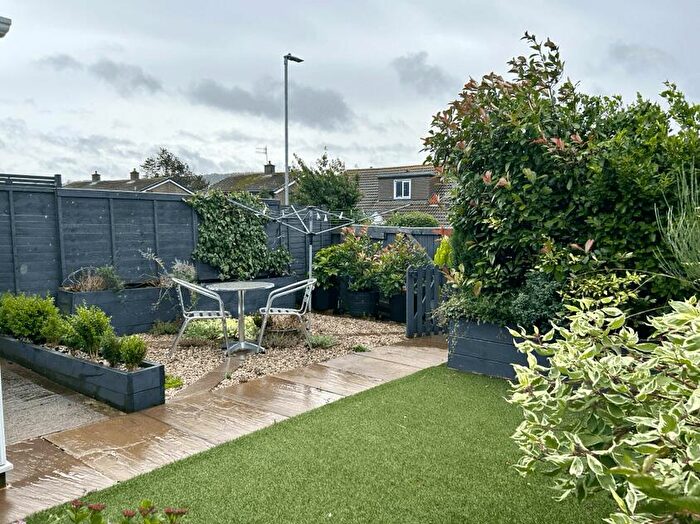 2 Bedroom Bungalow To Rent In Weston Park View, Otley, LS21