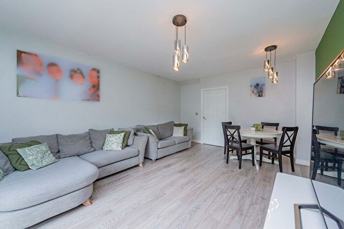 4 Bedroom Terraced House For Sale In Rosehill, Willenhall, WV13