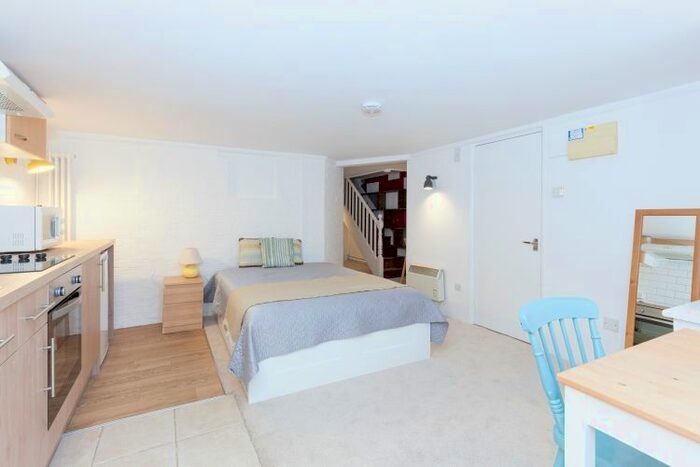 1 Bedroom Flat To Rent In Thorncliffe Road, Oxford, OX2