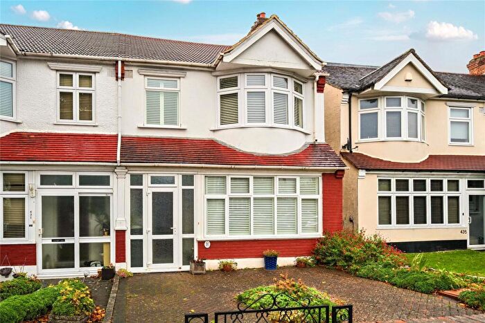 4 Bedroom End Of Terrace House For Sale In Upper Elmers End Road, Beckenham, BR3