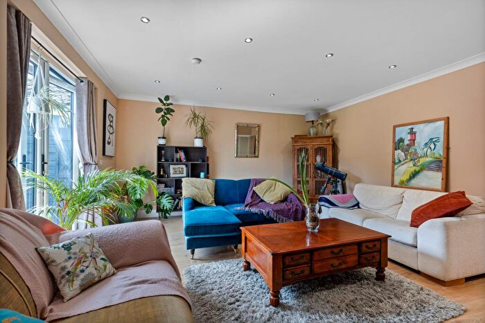 4 Bedroom Detached House For Sale In Modern, Chain Free, Four Bedroom House With Two Bedroom Annexe, NR20