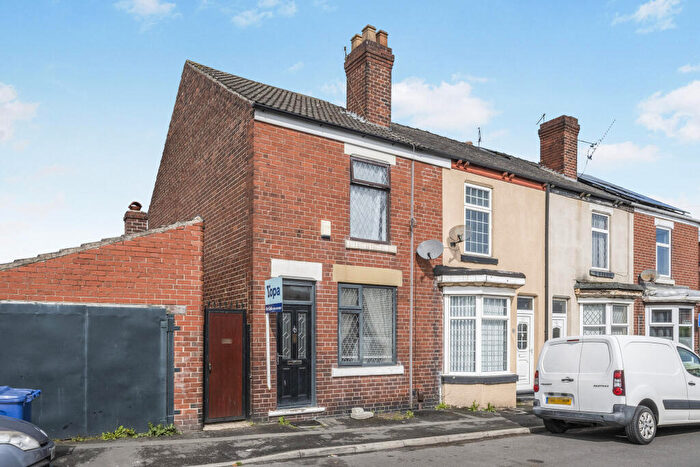 3 Bedroom End Of Terrace House For Sale In Pym Road, Mexborough, S64