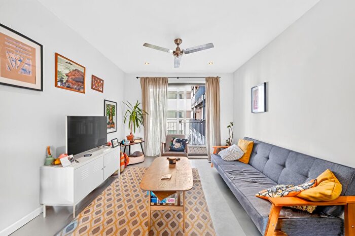1 Bedroom Flat To Rent In Haggerston Studios, Kingsland Road, Haggerston, E8