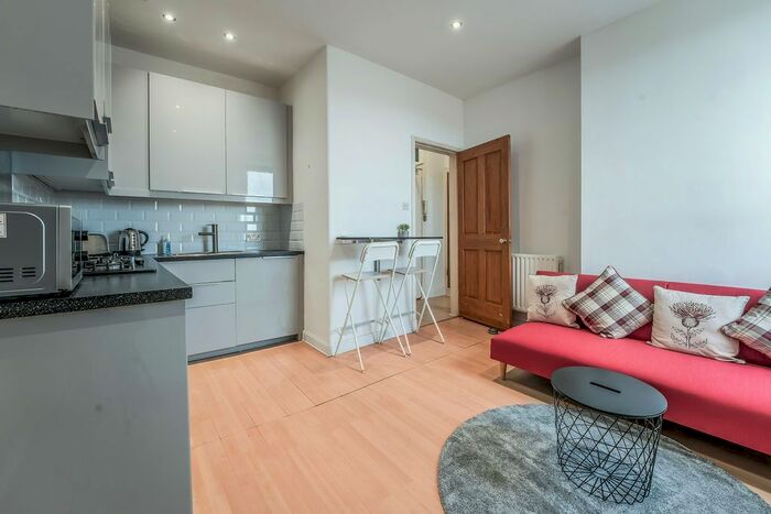 1 Bedroom Flat To Rent In Brunswick Road, Leith, Edinburgh, EH7