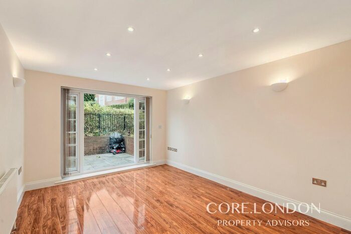 2 Bedroom Flat To Rent In Windmill Road, Ealing, W5