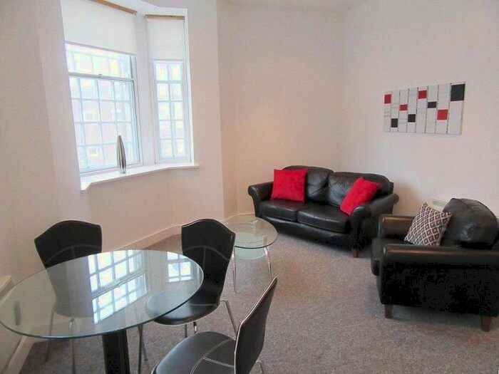 1 Bedroom Flat To Rent In Exchange Building, Market St, Llanelli., SA15