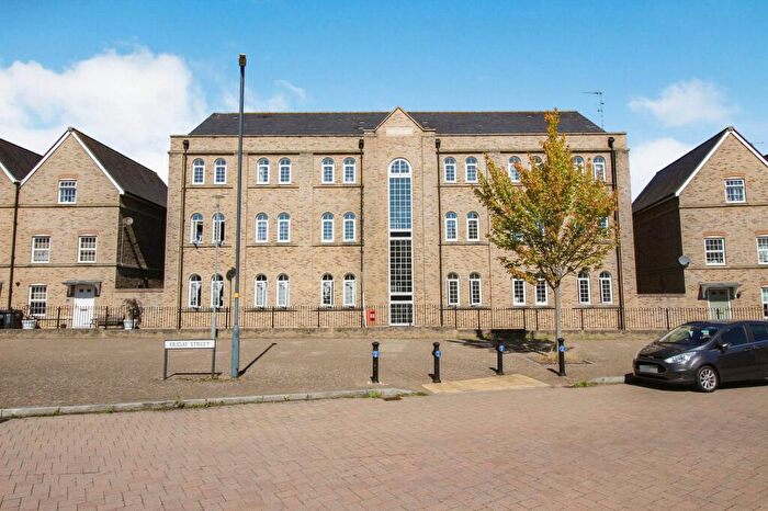 2 Bedroom Apartment For Sale In Alicia Close, Swindon, SN25