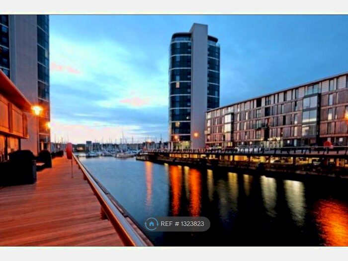 1 Bedroom Flat To Rent In Marina Point Westreet, Chatham ME4