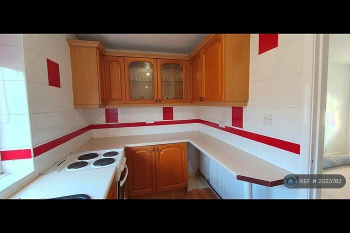 1 Bedroom Flat To Rent In Newark Way, Mansfield, NG18