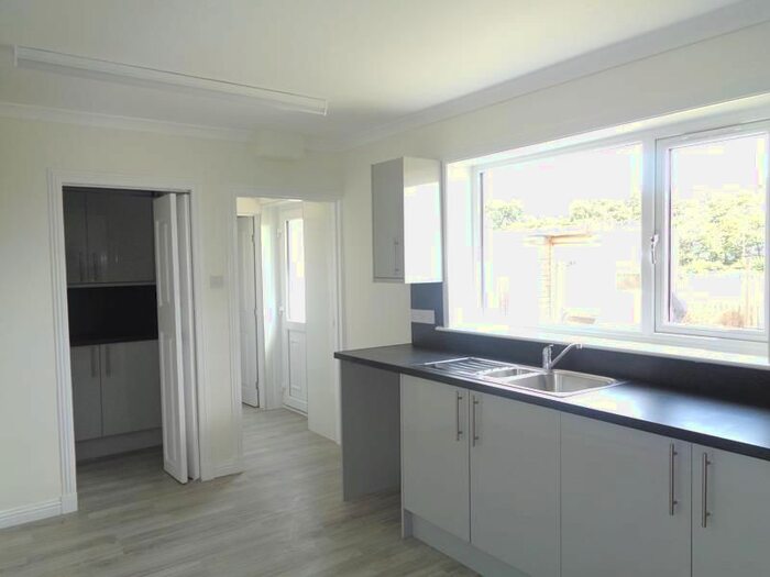 4 Bedroom Semi-Detached House To Rent In Letham Farm Cottages, Leven, Fife, KY8