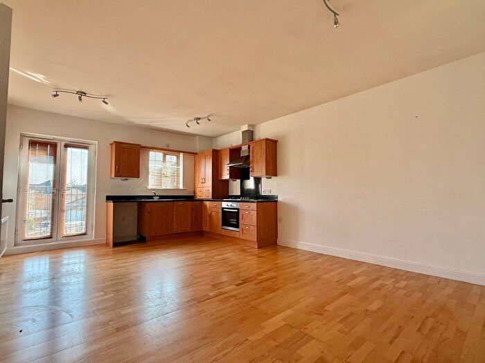 2 Bedroom Flat For Sale In Rosebury Drive, Newcastle Upon Tyne, Tyne And Wear, NE12