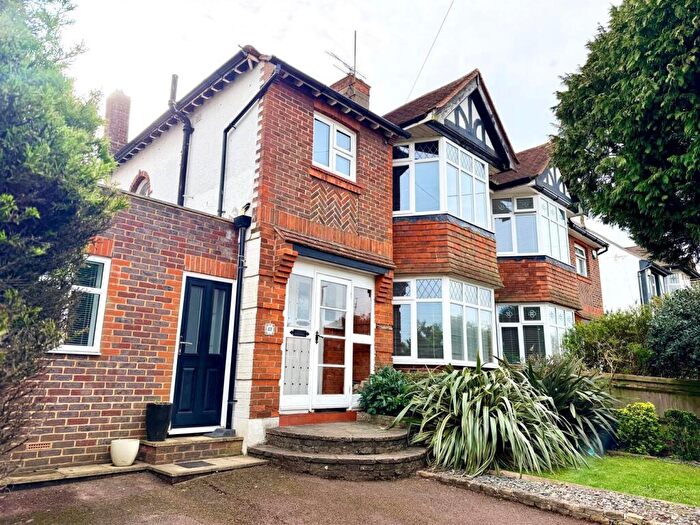 4 Bedroom Semi Detached House For Sale In Goldstone Crescent, Hove, BN3