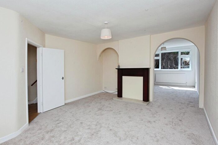 3 Bedroom End Of Terrace House For Sale In Hollybush Close, Newport, NP20