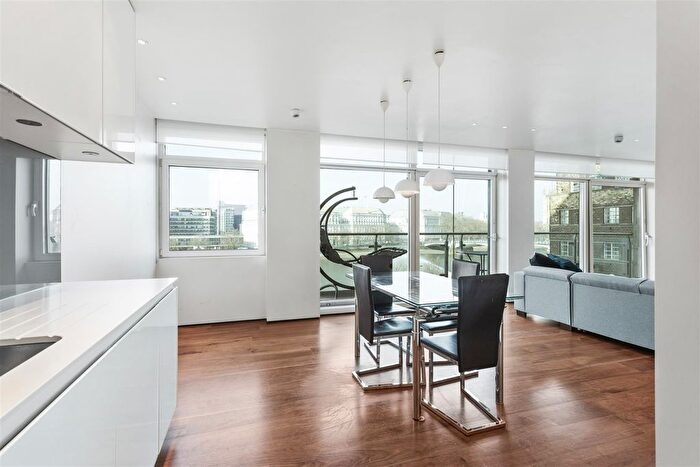 1 Bedroom Flat To Rent In Albert Embankment, Vauxhall, London, SE1