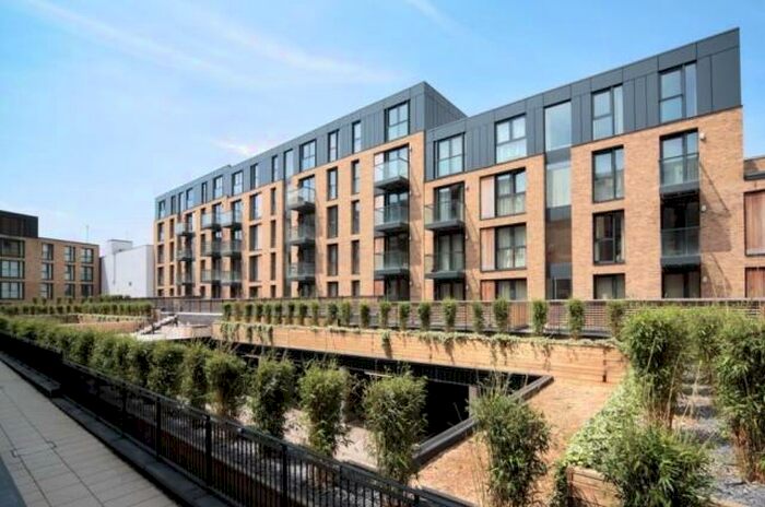 1 Bedroom Flat To Rent In Southside, St. John's Walk, Birmingham, West Midlands, B5