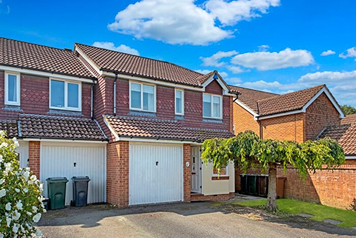 3 Bedroom Semi-detached House To Rent In Biddenden, Kent, TN27