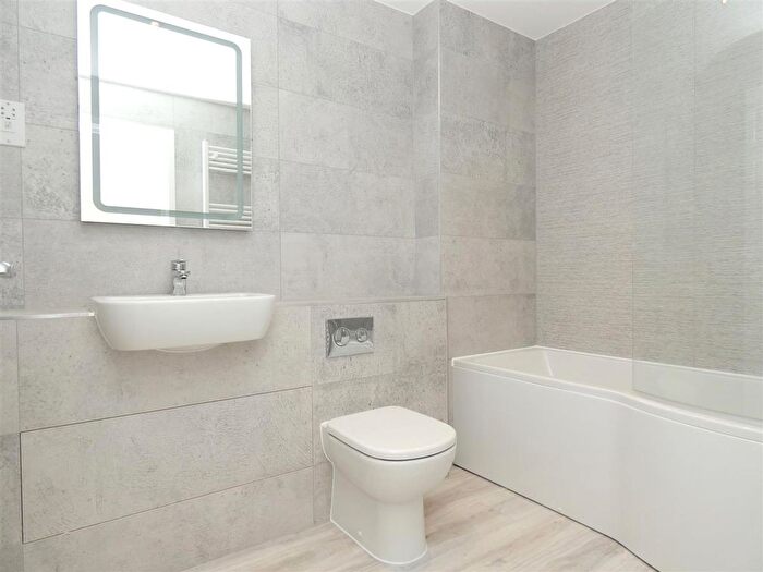 1 Bedroom Flat To Rent In Gladstone Road, Gladstone House Gladstone Road, CT5