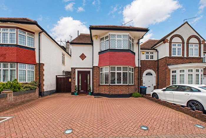 4 Bedroom Detached House For Sale In Draycott Avenue, Harrow, HA3