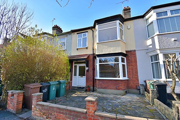 3 Bedroom Terraced House To Rent In Guildford Road, Walthamstow, London., E17