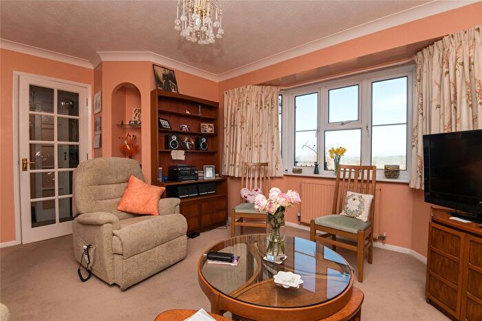 3 Bedroom Bungalow For Sale In Buttery Road, Honiton, Devon, EX14