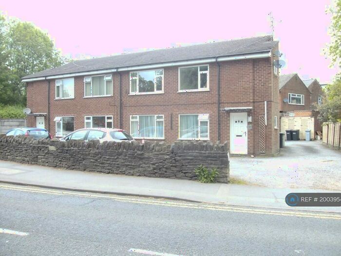 2 Bedroom Flat To Rent In Park Lane, Macclesfield, SK11