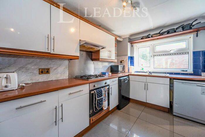 5 Bedroom Terraced House To Rent In Middle Street, Southsea PO5