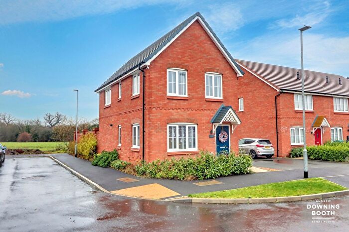 3 Bedroom Detached House For Sale In College Way, Brinsford, Wolverhampton, WV10
