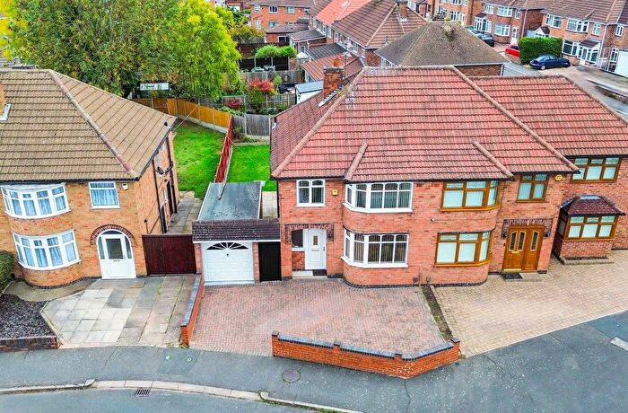 3 Bedroom Semi Detached House For Sale In Ashbourne Road, Wigston, Leicester, LE18