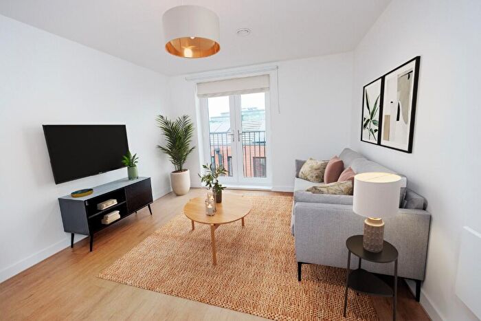 1 Bedroom Apartment To Rent In Central Street, Bolton, Greater Manchester, BL1