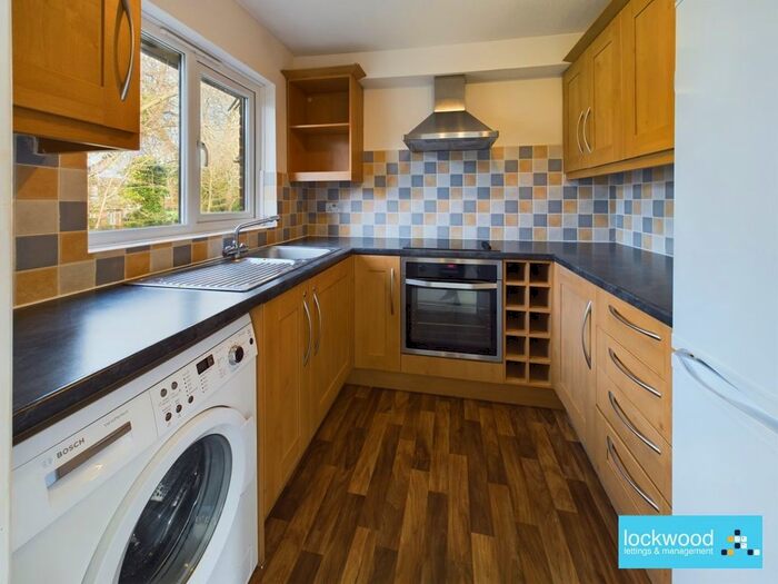2 Bedroom Maisonette To Rent In Benwell Court, Sunbury-On-Thames, TW16