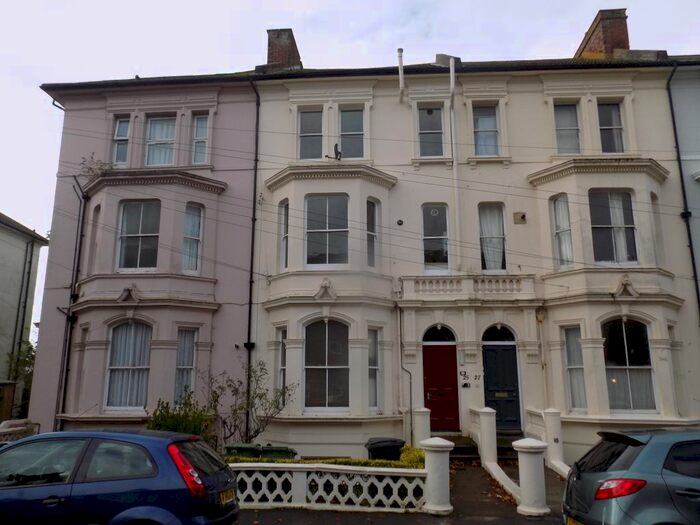 3 Bedroom Maisonette To Rent In Baldslow Road, Hastings, TN34