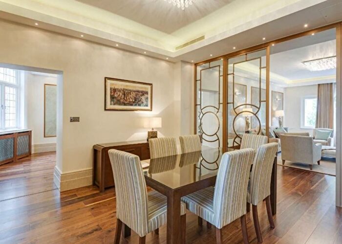 4 Bedroom Flat To Rent In Prince Albert Road, London, NW8