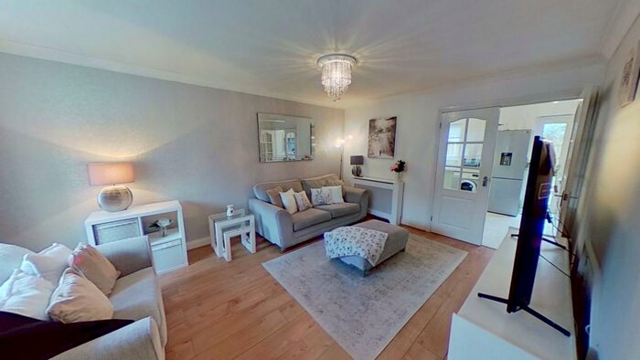 3 Bedroom Semi-Detached House To Rent In Bron Las, Penpedairheol, Hengoed, CF82