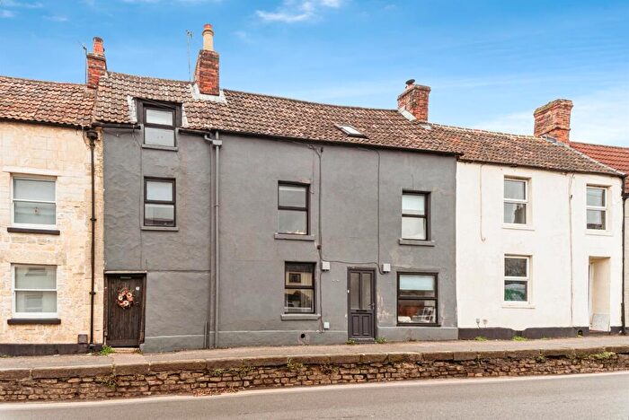 3 Bedroom Terraced House For Sale In London Road, Calne, SN11