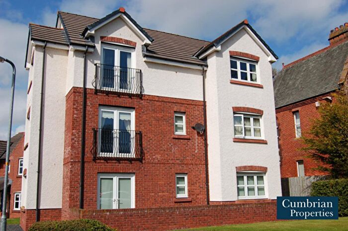 2 Bedroom Flat For Sale In Chertsey Grove, Carlisle, CA1