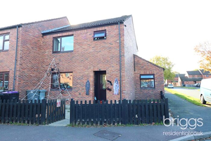 3 Bedroom Semi Detached House For Sale In Black Prince Avenue, Market Deeping, PE6
