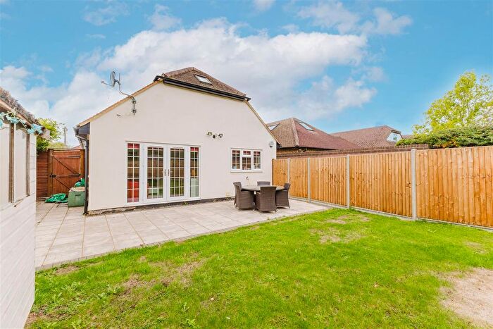 3 Bedroom Semi Detached House For Sale In Copthall Road East, Ickenham, UB10