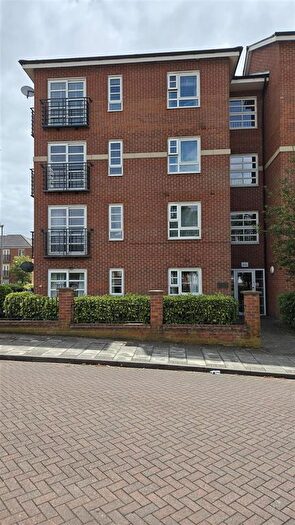 2 Bedroom Flat For Sale In City View, Erdington, Birmingham, B23