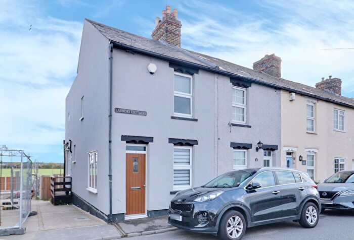 2 Bedroom Terraced House For Sale In Laundry Cottages, Wennington Road Wennington, Rainham, RM13