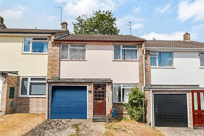 3 Bedroom Terraced House For Sale In Epsom Crescent, Newbury, Berkshire, RG14