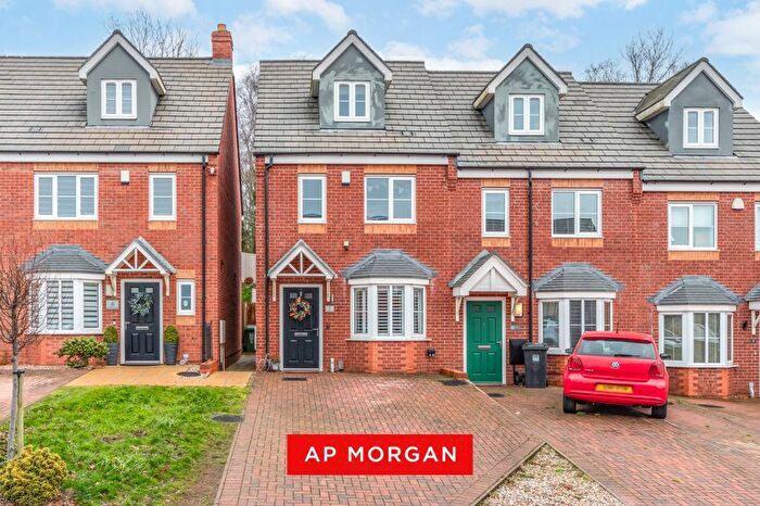 3 Bedroom End Of Terrace House For Sale In Marton Close, Enfield, Redditch, B97