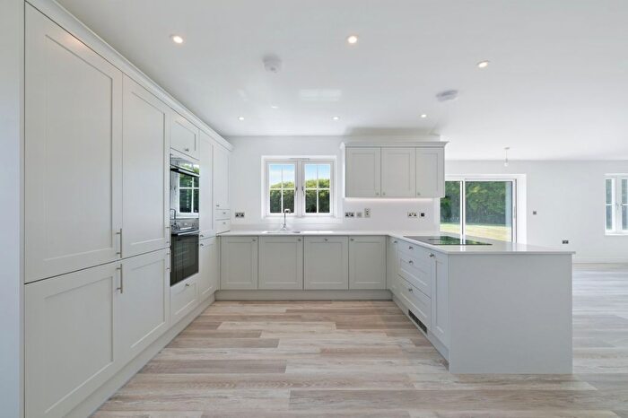 4 Bedroom Detached House For Sale In Summerfield Close, Staple, Canterbury, Kent, CT3