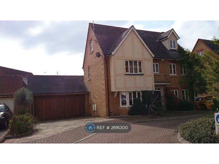 4 Bedroom Detached House To Rent In San Luis Drive, Grays, RM16